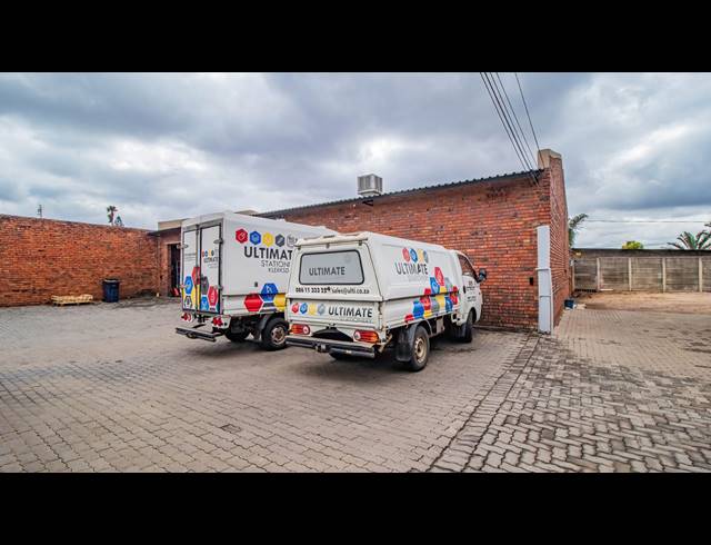 800M² BUILDING FOR SALE IN HERMANSTAD